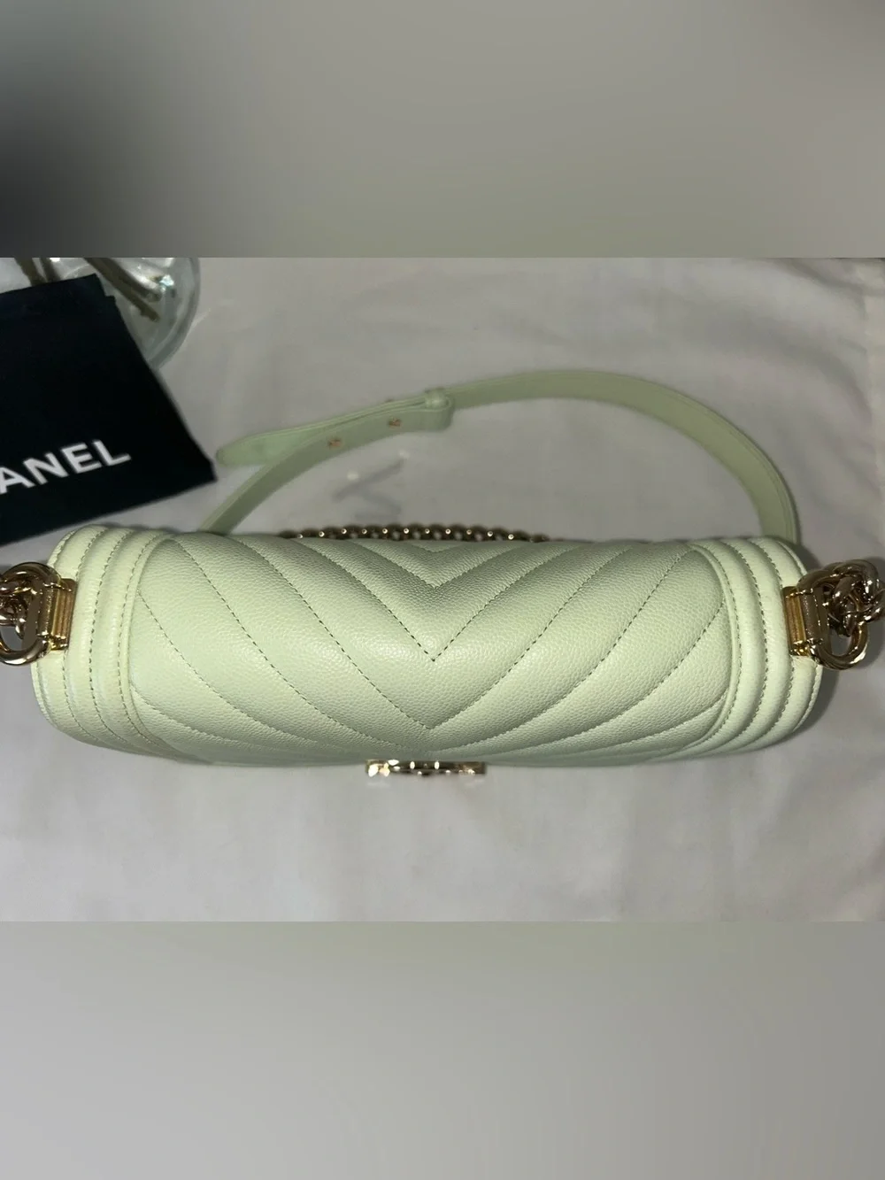 🩷TRADE🩷CHANEL Medium Boy Flap Bag Quilted Caviar Leather Light Green - Picture 9 of 16